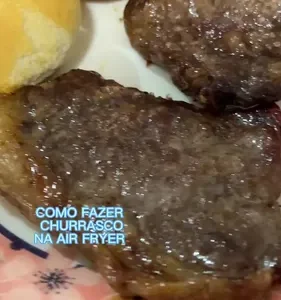 Fritadeira elétrica sem óleo Mondial Cozinha AFN-50 5L preta e inox - Imagem 12